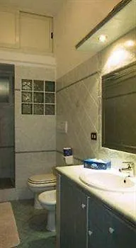 B&B Babri Simim Taj 로마