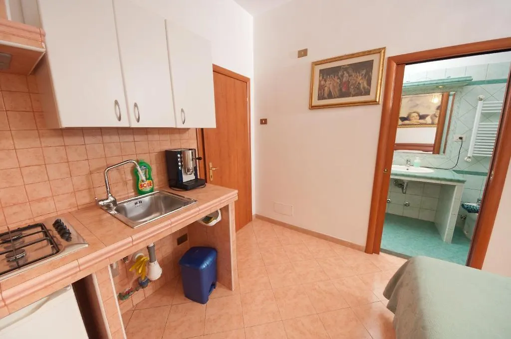 B&B Babri Simim Taj 로마